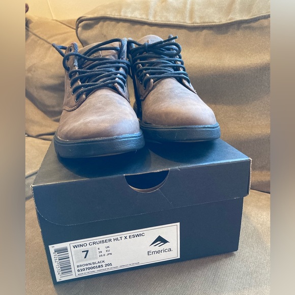 New with tags and box!! 👟 size 7 (mens) Emerica wind cruisers - Picture 3 of 4